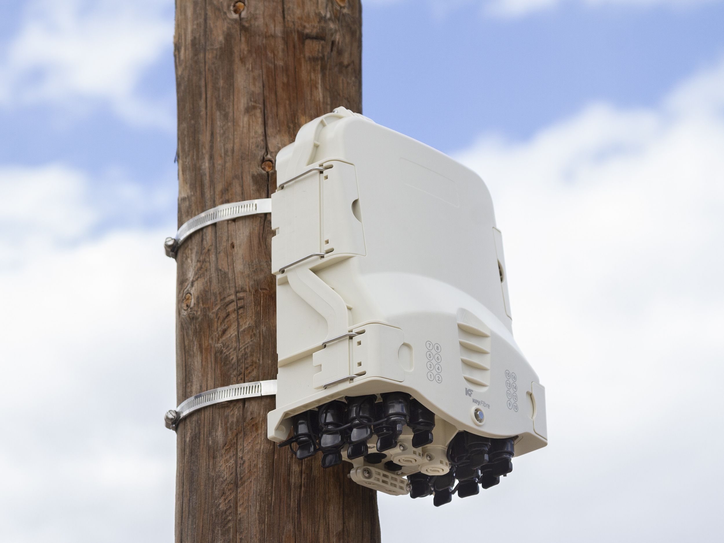 conectividad y fibra optica